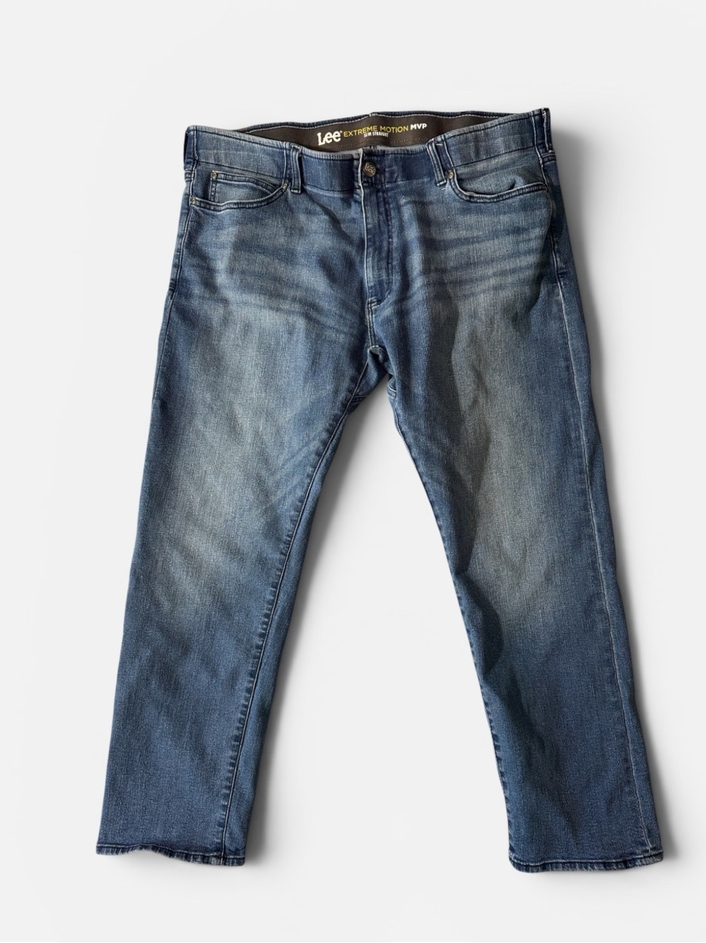 Lee mens 42x30 extreme motion slim straight stretch denim blue jeans EUC